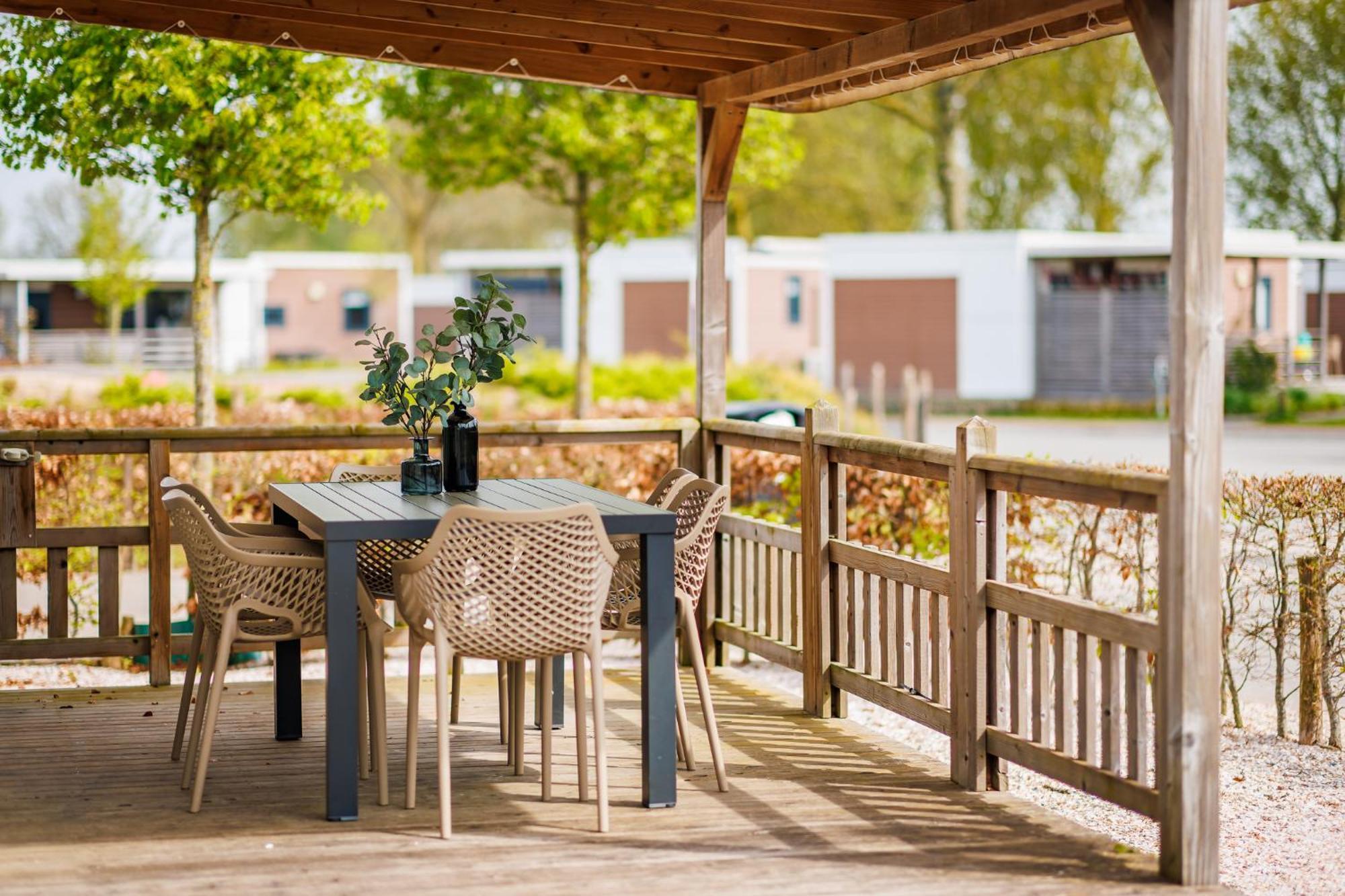 Vakantiepark Eiland Van Maurik Rum bild